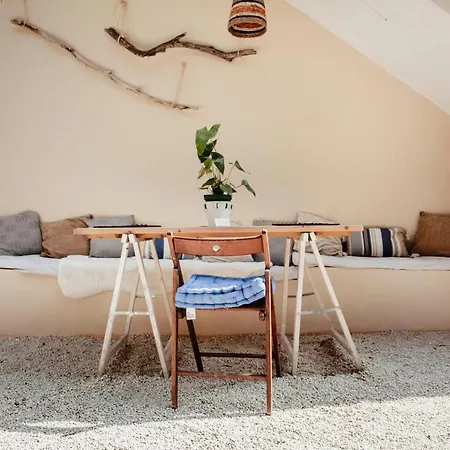 Tune Activity Guesthouse- Over 24's Affittacamere *
